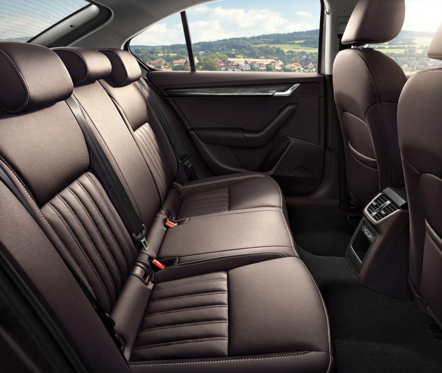 Интерьер Skoda Octavia (5E) 2017 года  (CN) (фото 5 из 9)